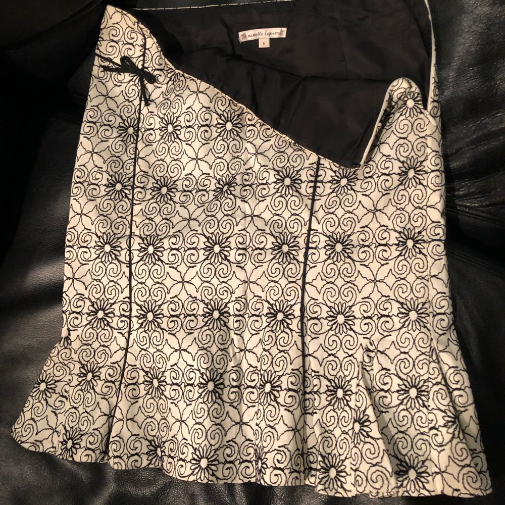 Nanette LePere skirt - Picture 2 of 3